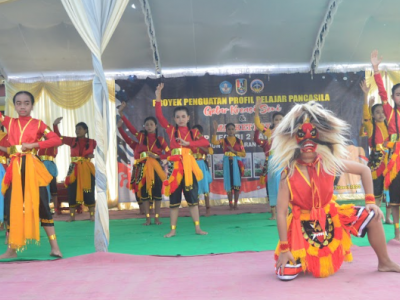 Tari Ngganong