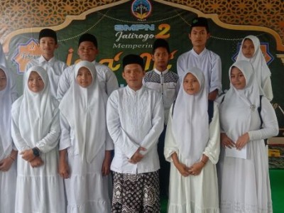 Grup Hadroh bersama pembina