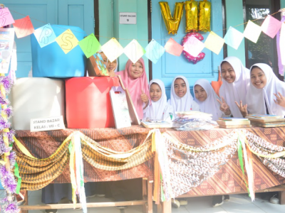 Lapak Bazar Kelas 7C