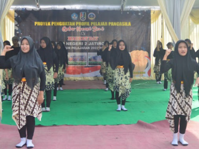 Kelas VII A Senam Pemuda Pancasila dan Tari Maumere